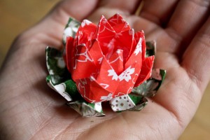 modular lotus origami flower