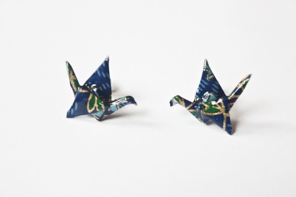 blue and green_floral_origami_crane_post_earring_1