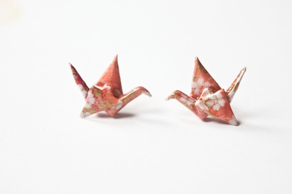 pink_gold_floral_origami_crane_post_earring_2
