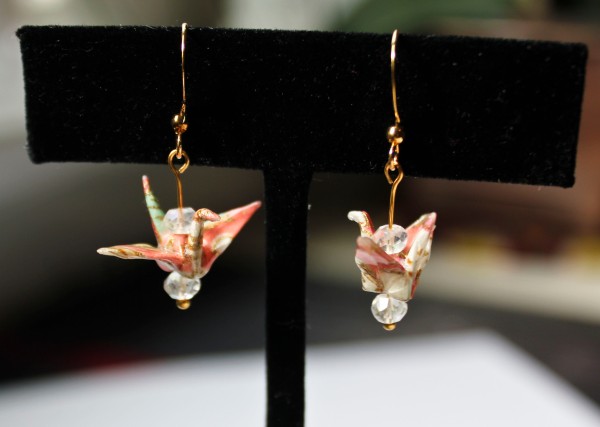 Pink_mint_origami_crane_gold_earrings_crystals_4