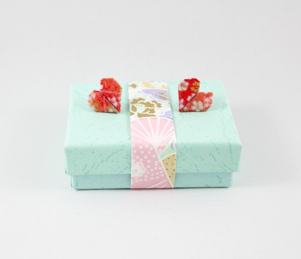 pink-gold-origami-heart-stud-earrings_1